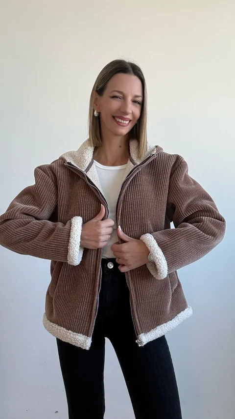 3-1645 - Campera Jamie