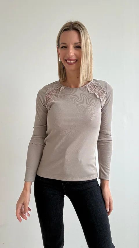 4-3585 - Remera Candy