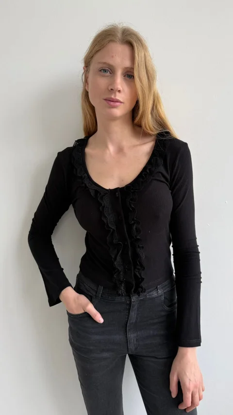 4-3708 - Remera GAETA