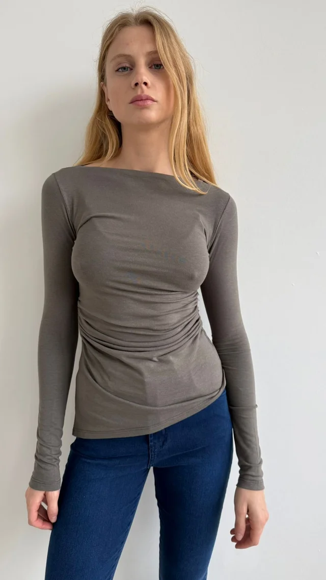 4-3741 - Remera DEYSI