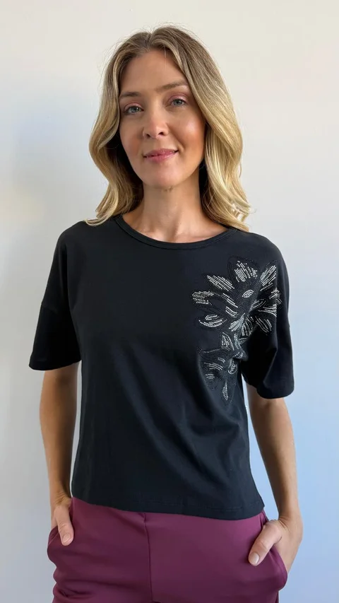 4-3752 - Remera Maha