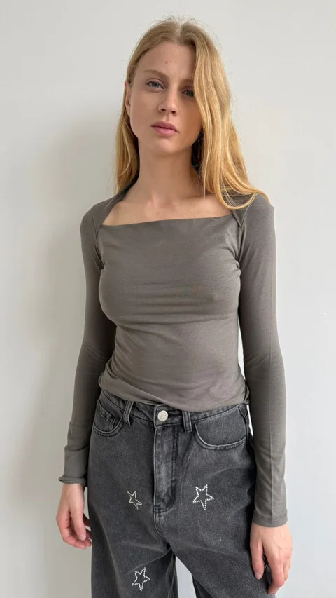 4-3743 - Remera LARA
