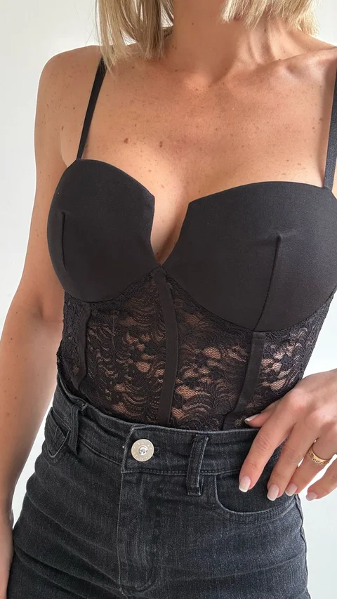 9473 - Body Helen