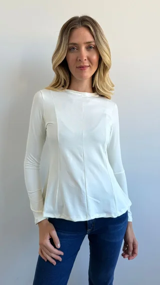 4-3766 - Remera Naiquen - Vista 2