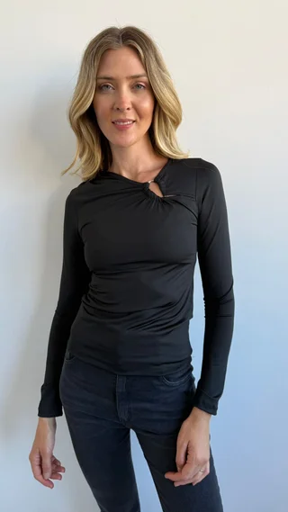 4-3737 - Remera Marwa - Vista 3