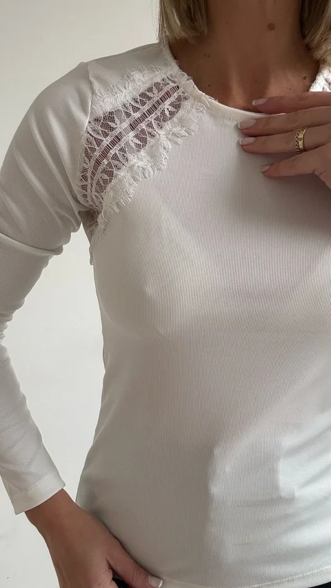4-3585 - Remera Candy