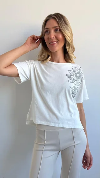 4-3752 - Remera Maha - Vista 4