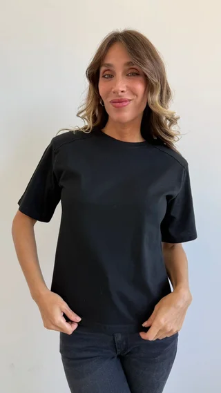 4-3718 - Remera MARTINICA - Vista 3