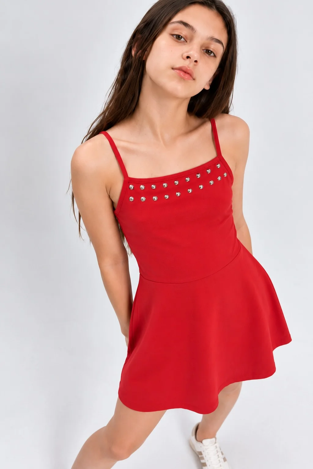 Vestido Con Breteles Finos Con Tachas En Delantero - 5