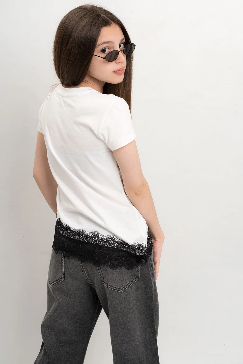 Remera Keira Jersey En Pico Con Puntilla En Bajo Prenda