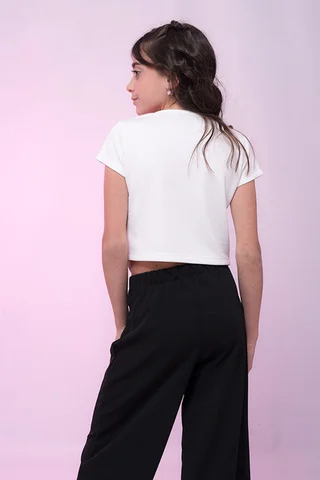 Remera  En Pico con strass en lagrima  y ruedo - Vista 4
