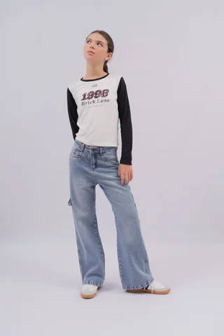 Jeans  Buggy Carpintero Corte Holgado En Color Matizado C Detalle De Tachas Y - Vista 1