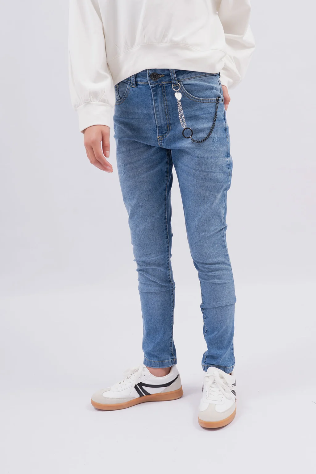 Jeans Elastizado Con Colgante Artesanal - 0