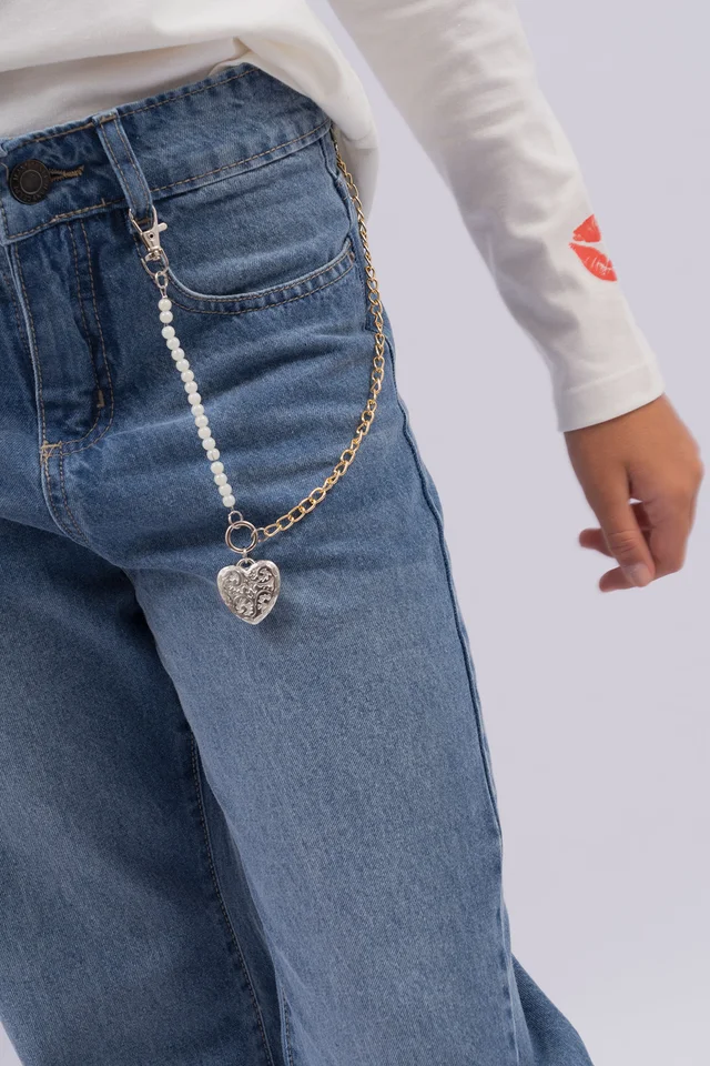 Jeans Wide Leg Azul Con Colgante De Perlas  Y  Cadena C Dije Corazon