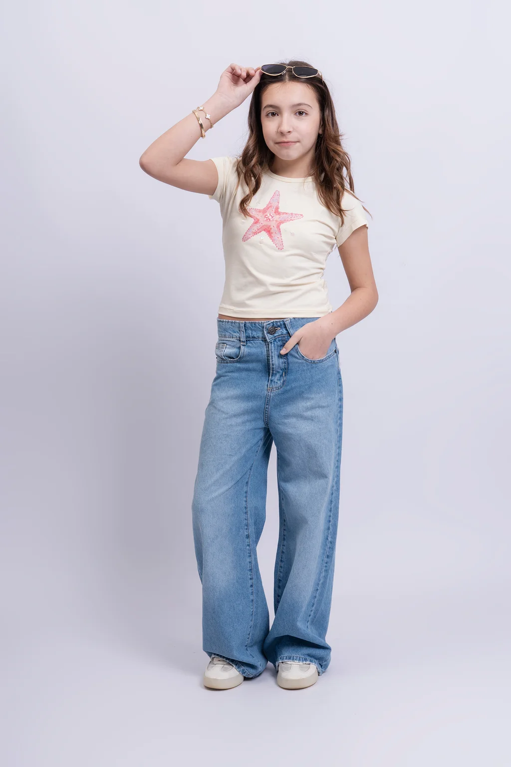 Remera Delfi Manga Corta Estrella Con Bordado Artesanal - 2