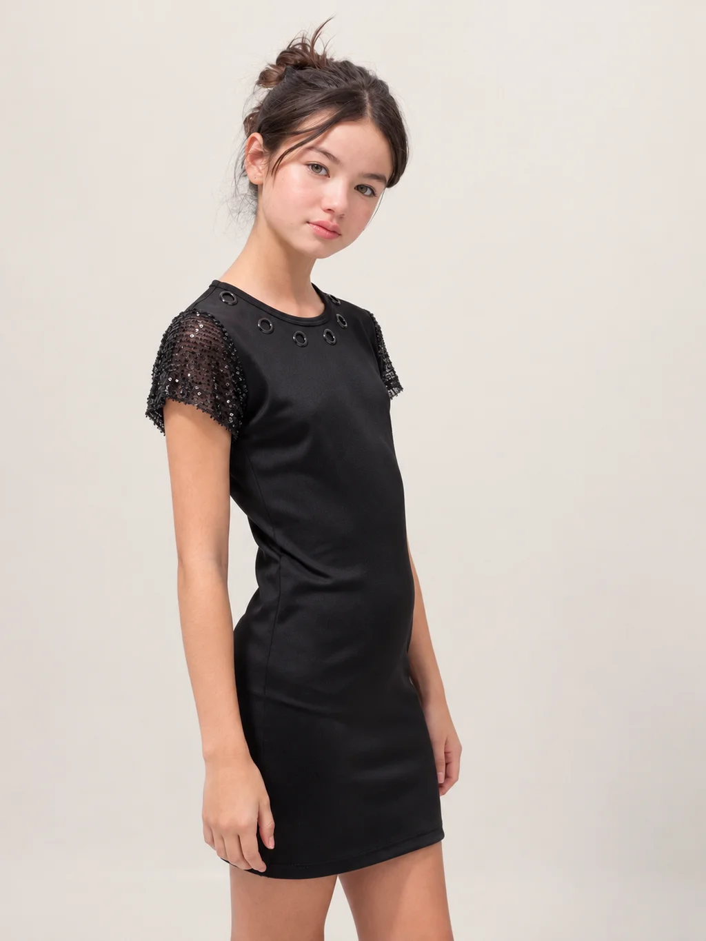 vestido lula con lentejuelas y ojalillos en escote - 0