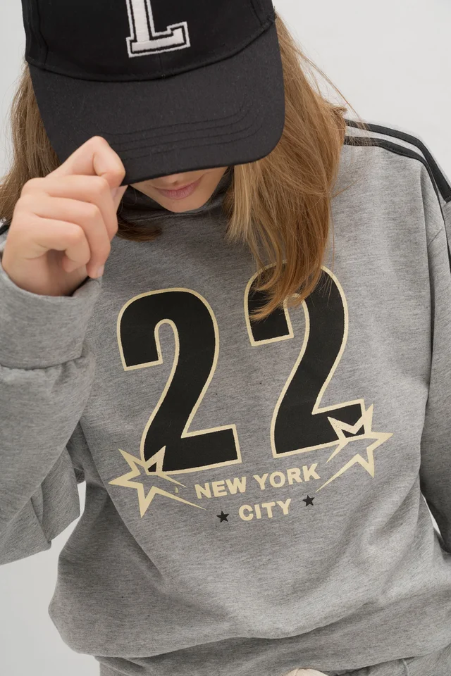 Hoodie Con Vivos Est 22 New York City