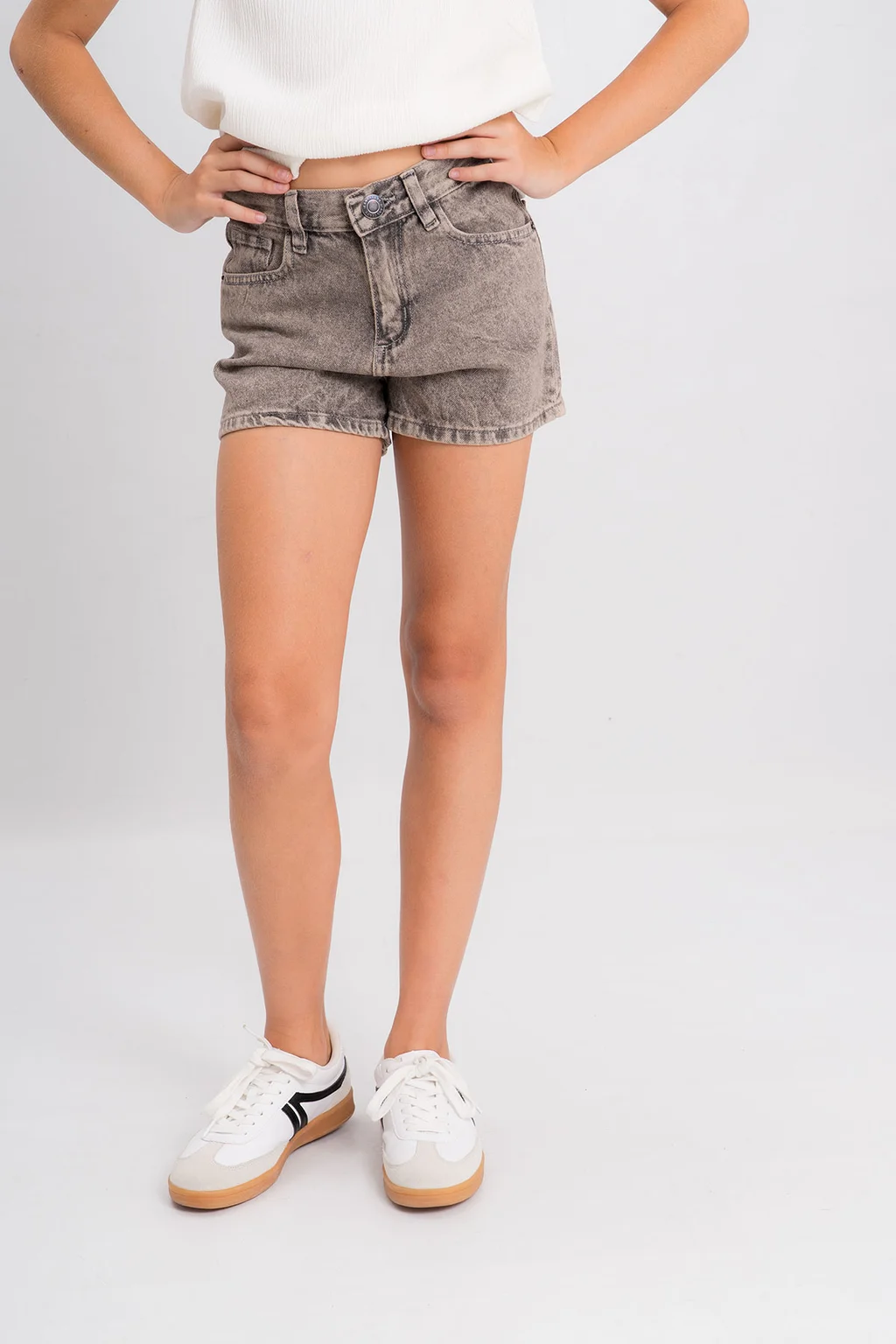 Short Jeans Color Avellana Flor Hawai - 0