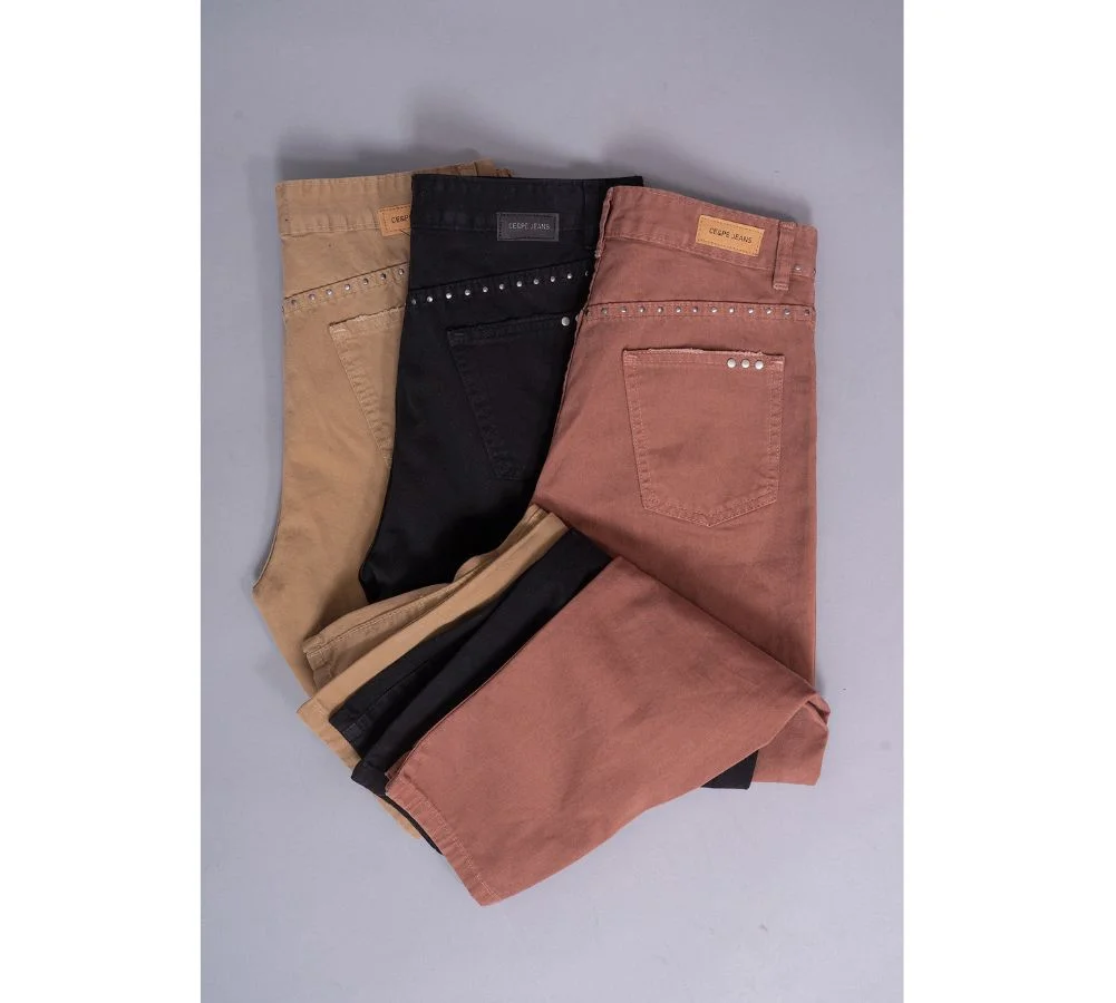 Pantalon Mom Color Con Tachas