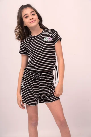Conjunto  Remera Y Short Bordado Hug Me - Vista 1