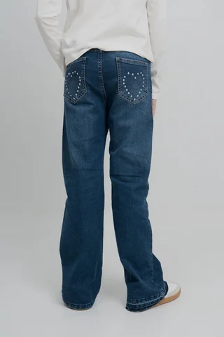Jean Flare Lou Elastizado Con Tachas En Forma De Corazones En Bolsillos Traseros - Vista 3