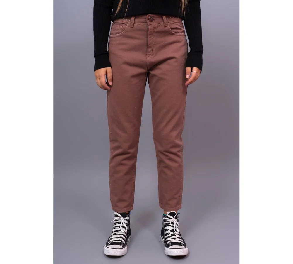 Pantalon Mom Color Con Tachas