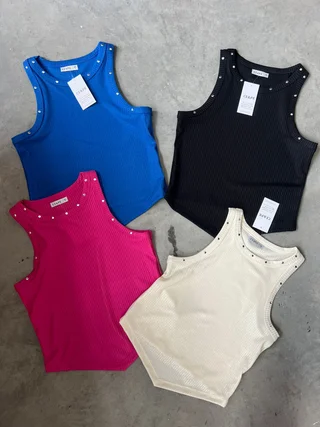 Musculosa en Pico En Delantero - Vista 4