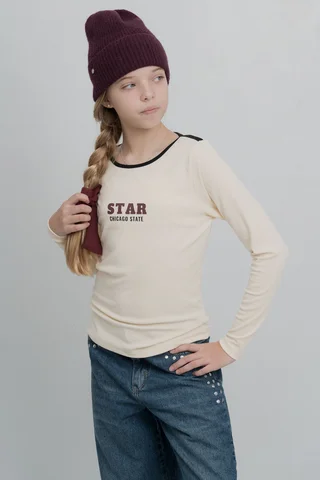 Remera Liore De Rib Soft Con Lycra, Cuello Al Contratono Y Estampa En Frente Y E - Vista 2