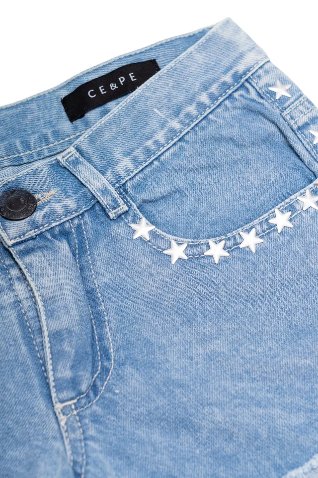Short Jeans Tiro Bajo Estrellas