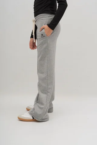 Jogger Con Alforzas Frizado - Vista 3