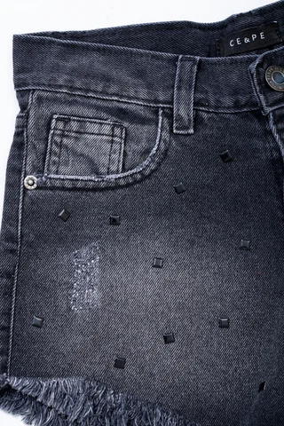 Short Jeans Negro Desflecdo Full Tachas - Vista 3