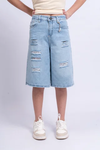 Bermuda Denim Baggy Tessa Celeste Con Roturas Y Encaje Aplicado - Vista 1