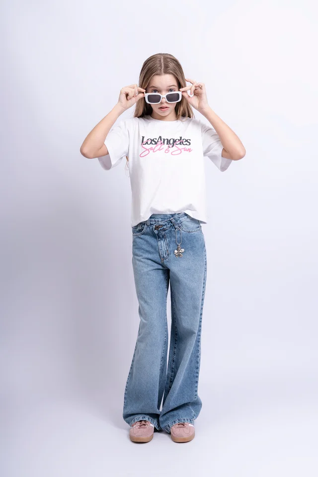 Jeans Super Wide Leg Alicia Cintura Cruzada Con Colgante Flor