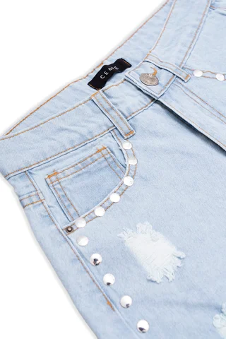 Short Al Corte Con Tachas - Vista 2