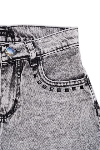 Bermuda Denim Buggy Black Con Tachas - Vista 2