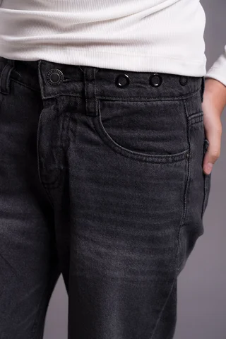 Jean Super Wide Leg Aline Black Con Botamanga Y Detalles De Ojales En Cintura Co - Vista 2