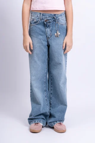 Jeans Super Wide Leg Alicia Cintura Cruzada Con Colgante Flor - Vista 2