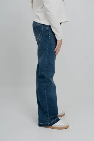 Jean Flare Lou Elastizado Con Tachas En Forma De Corazones En Bolsillos Traseros - Vista 4