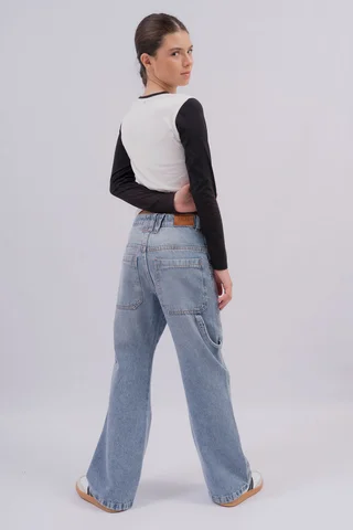 Jeans  Buggy Carpintero Corte Holgado En Color Matizado C Detalle De Tachas Y - Vista 4