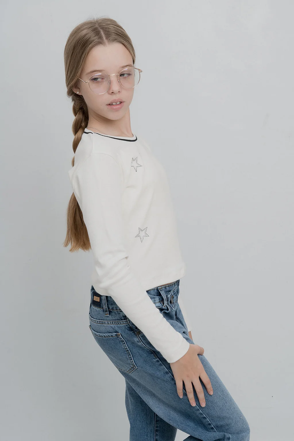 Remera Gaia Cuello Contracolor Full Estrellas