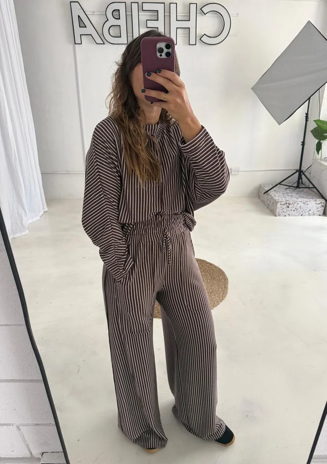 Remeron Valencia. - Art 1478 (wafle rayado)