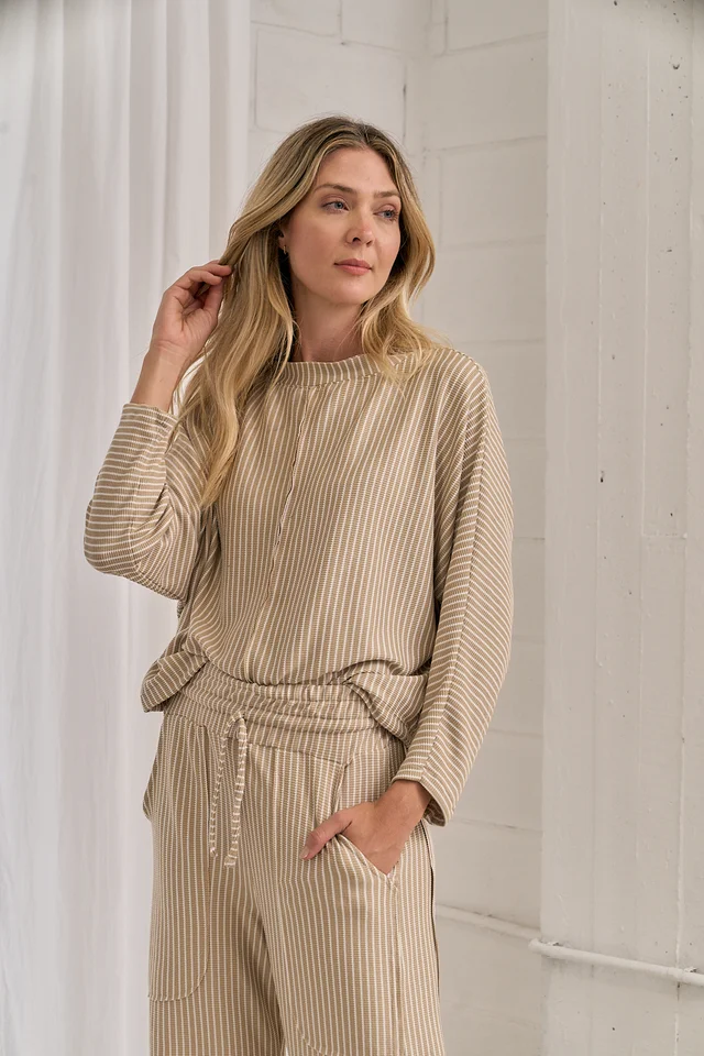 Remeron Valencia. - Art 1478 (wafle rayado)