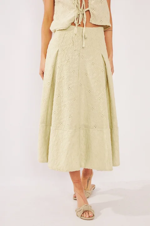 Falda Mora - Art 1362