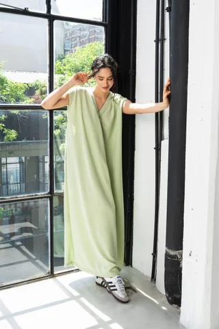 Tunica Delfina - Lino escote V - Vista 6