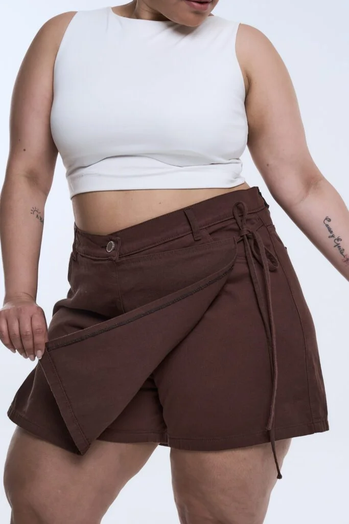 SHORT-POLLERA CHOCOLATE LAZO