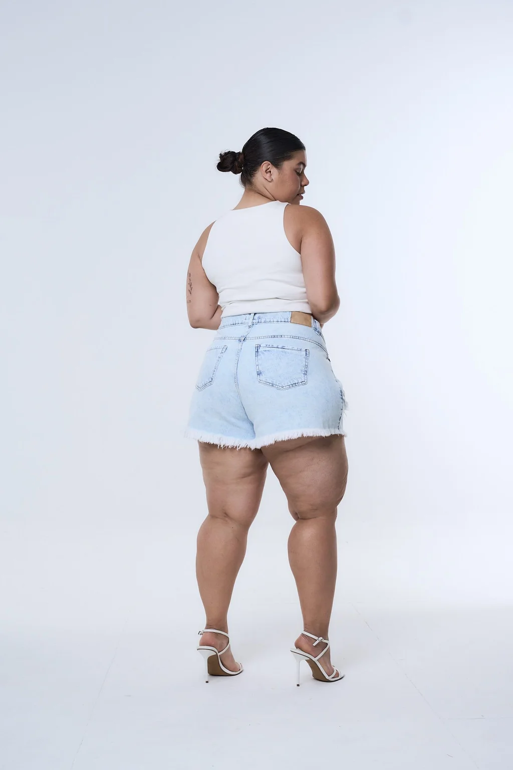 SHORT FHADELIA NEVADO