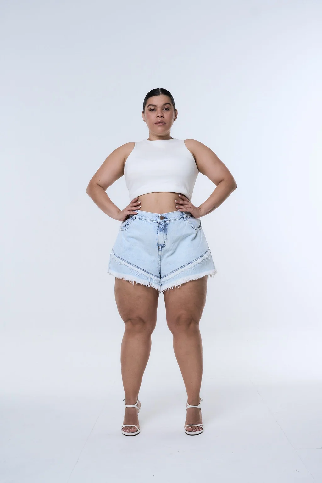 SHORT FHADELIA NEVADO
