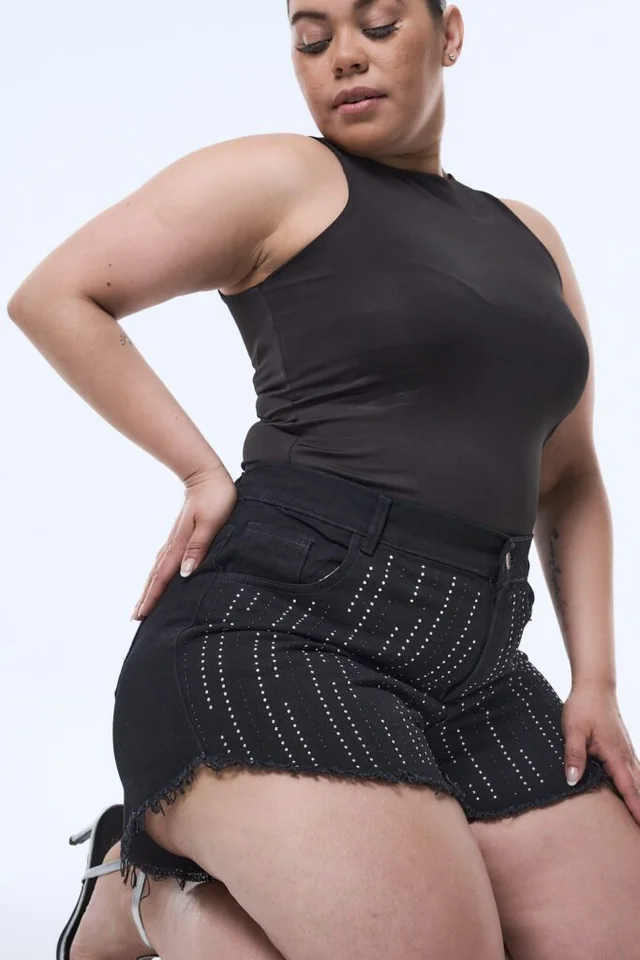 SHORT OBRYNE BRILLOS