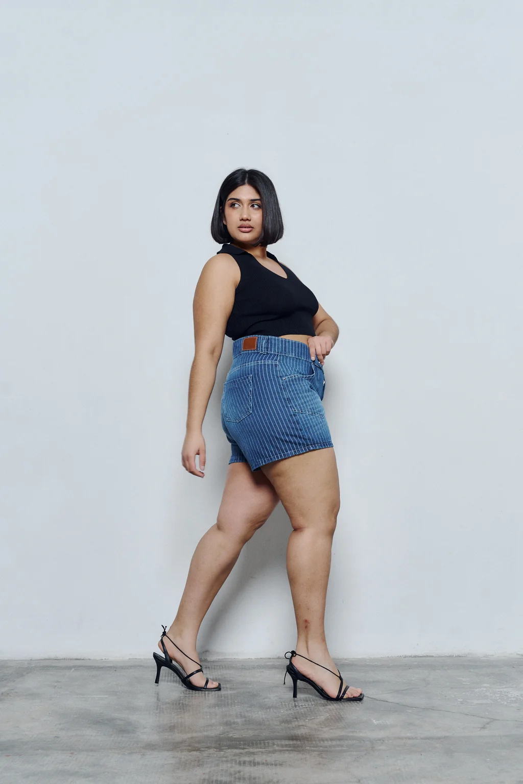 SHORT ARCADIA CINTURA ANCHA RIGIDO