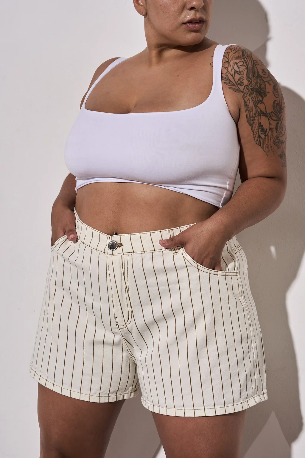 SHORT INANNA LÍNEAS CAMEL